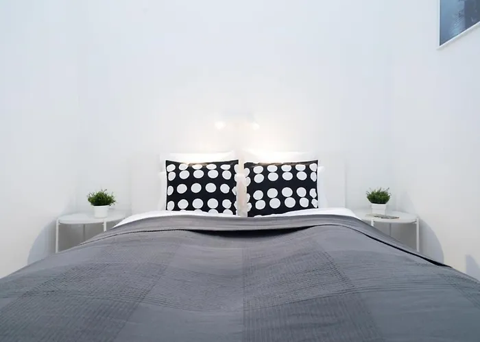 Well Located Charming Апартаменты *